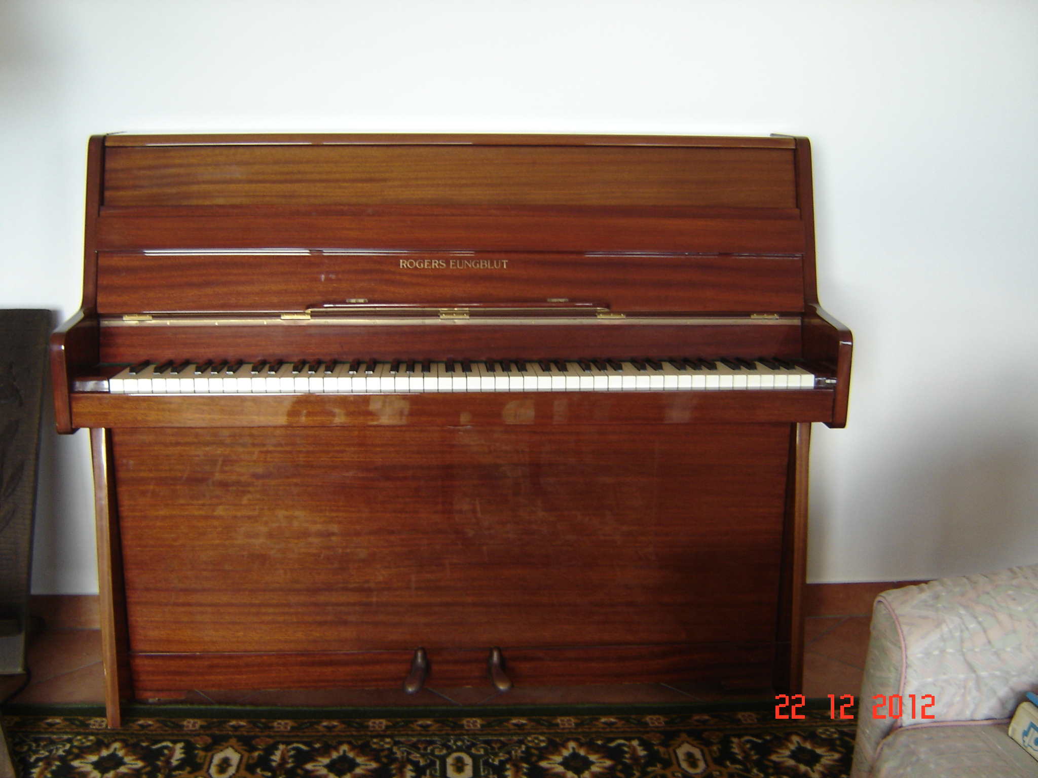 Eungblut, Rogers Pianos-Pianos for Sale